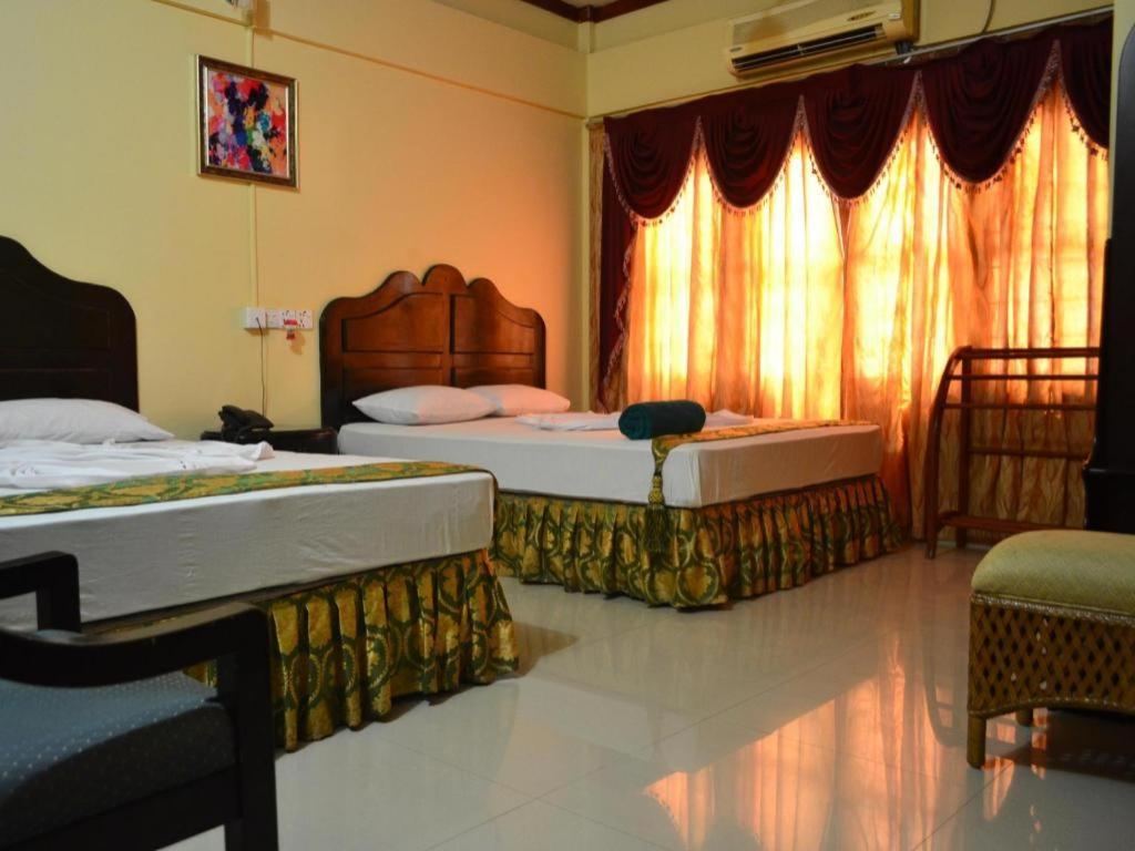 Green Grass Hotel & Restaurant Jaffna Exterior foto