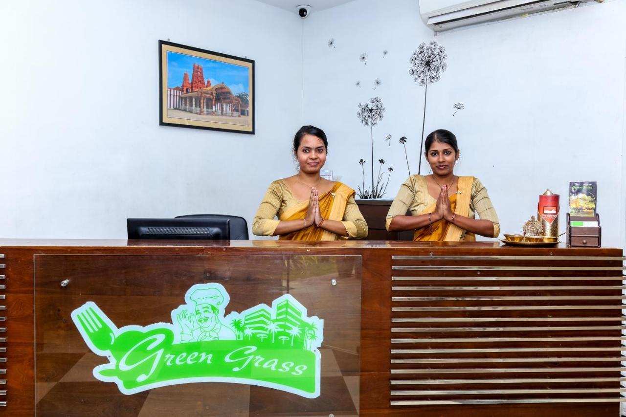 Green Grass Hotel & Restaurant Jaffna Exterior foto